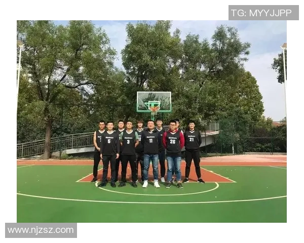 篮球明星与英语学习的完美结合主题画展览活动邀请函
